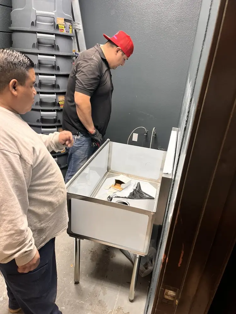 Commercial plumbing and sink installation in Rancho San Rafael